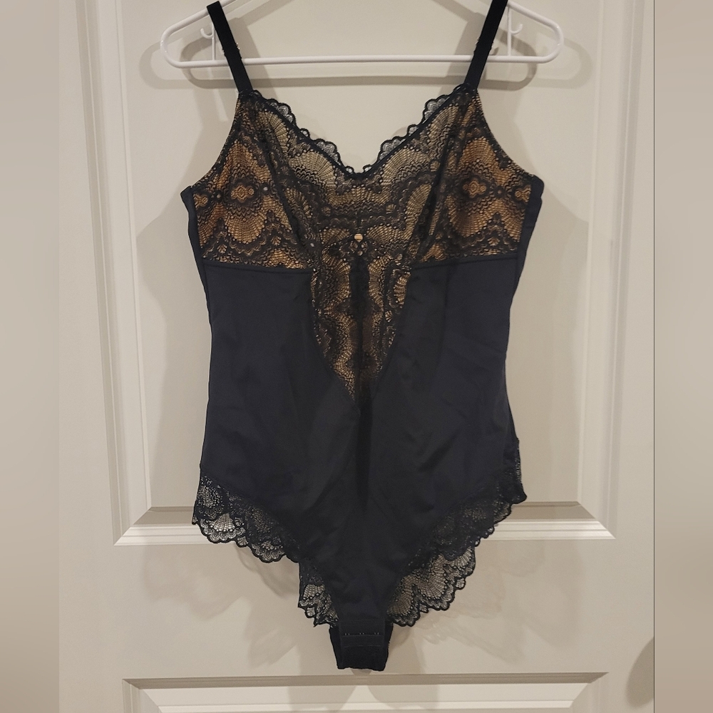 Pinsy Sculpting Lace Shapewear 1X